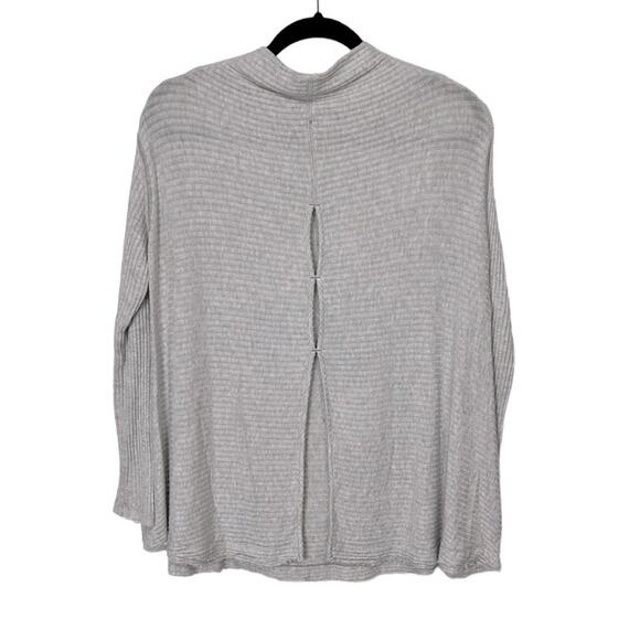 Free People We The Free Lover Rib Split Back Light Gray Long Sleeve Size Medium - Picture 6 of 6